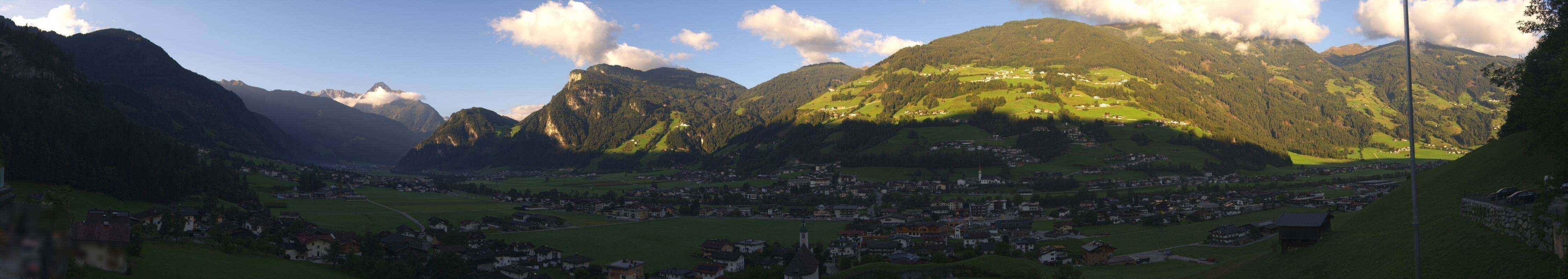 Archiv Foto Webcam Blick von Bichl auf Mayrhofen