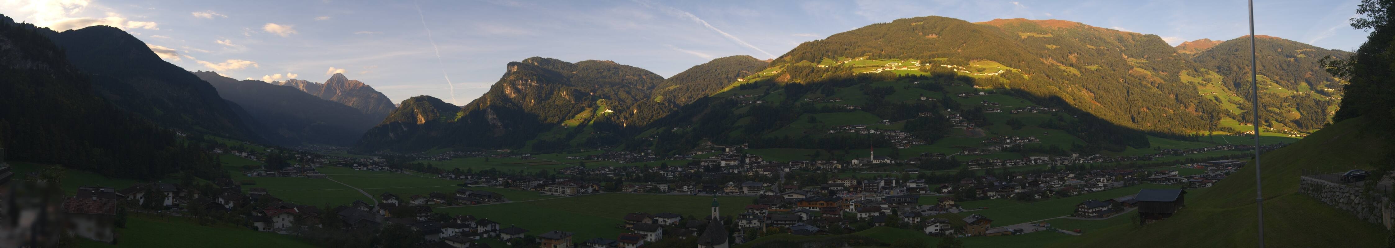 Archiv Foto Webcam Blick von Bichl auf Mayrhofen