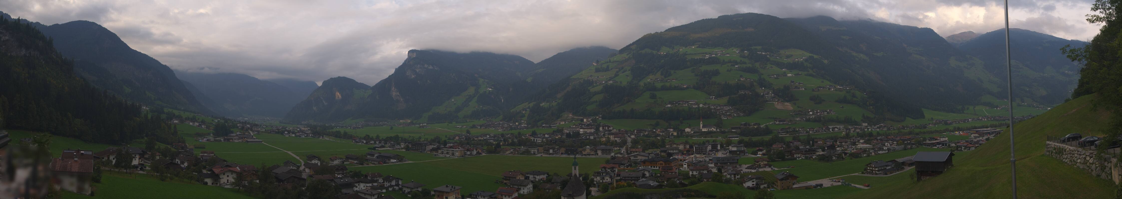 Archiv Foto Webcam Blick von Bichl auf Mayrhofen
