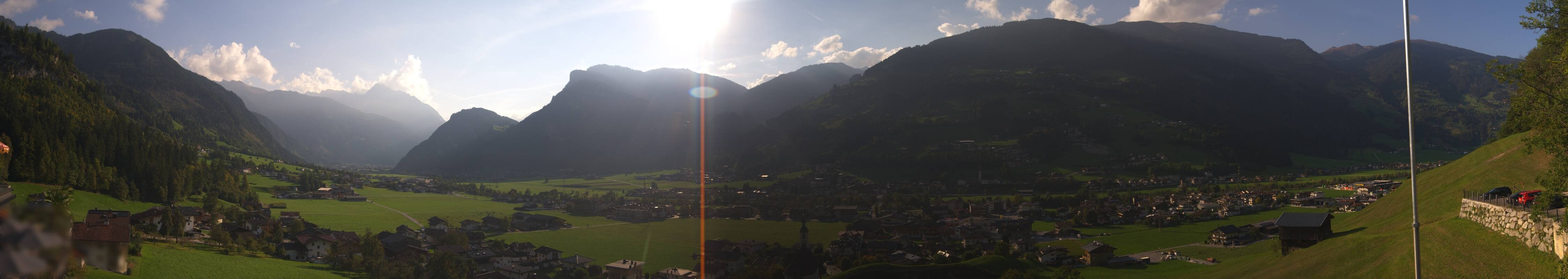 Archiv Foto Webcam Blick von Bichl auf Mayrhofen
