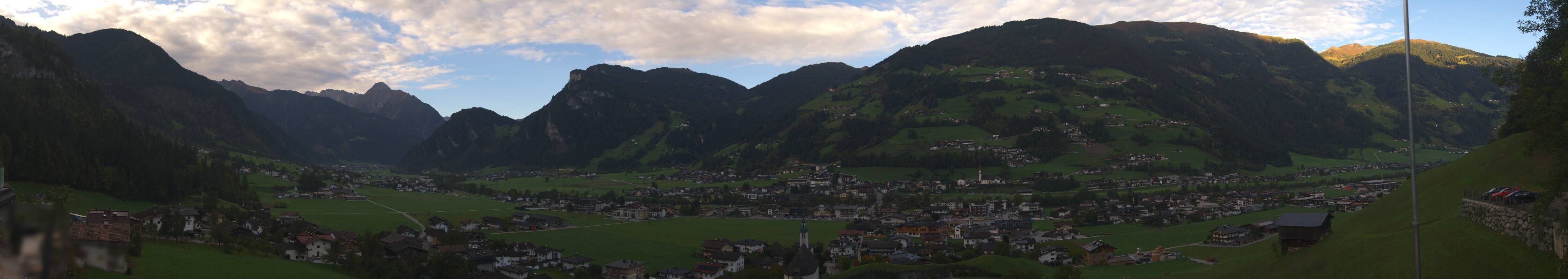 Archiv Foto Webcam Blick von Bichl auf Mayrhofen