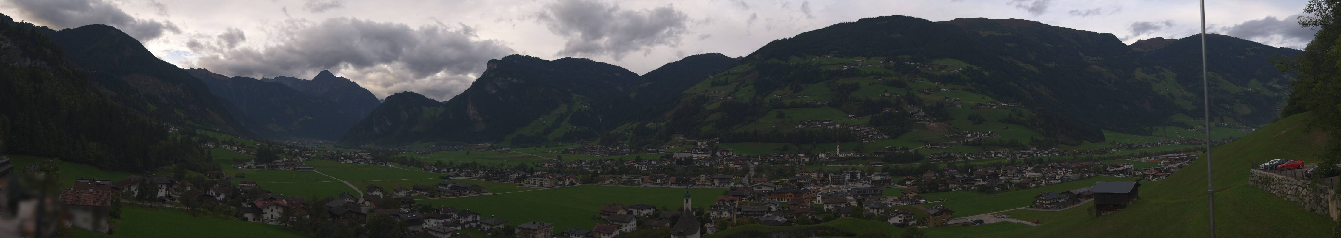 Archiv Foto Webcam Blick von Bichl auf Mayrhofen