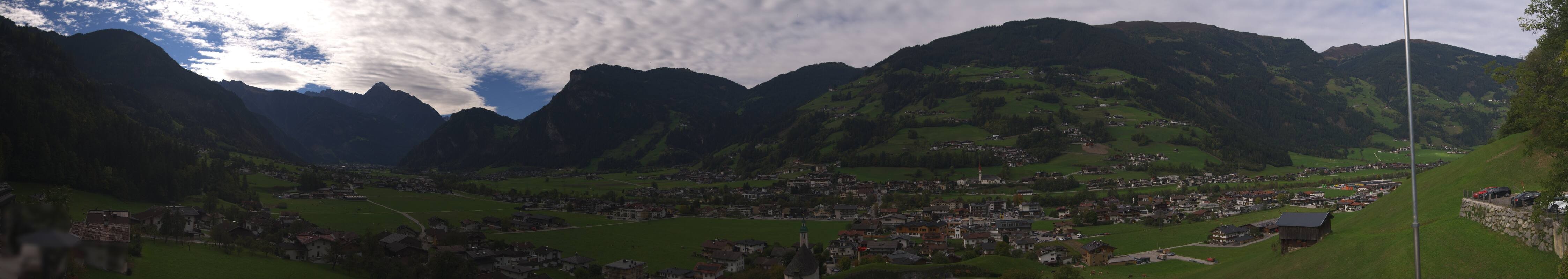 Archiv Foto Webcam Blick von Bichl auf Mayrhofen
