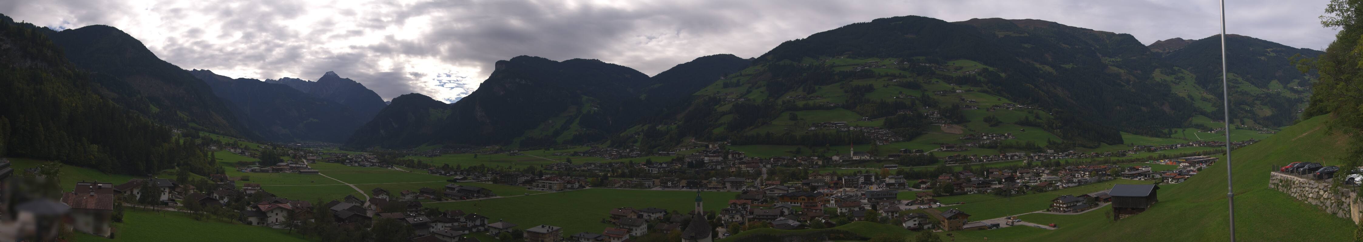 Archiv Foto Webcam Blick von Bichl auf Mayrhofen