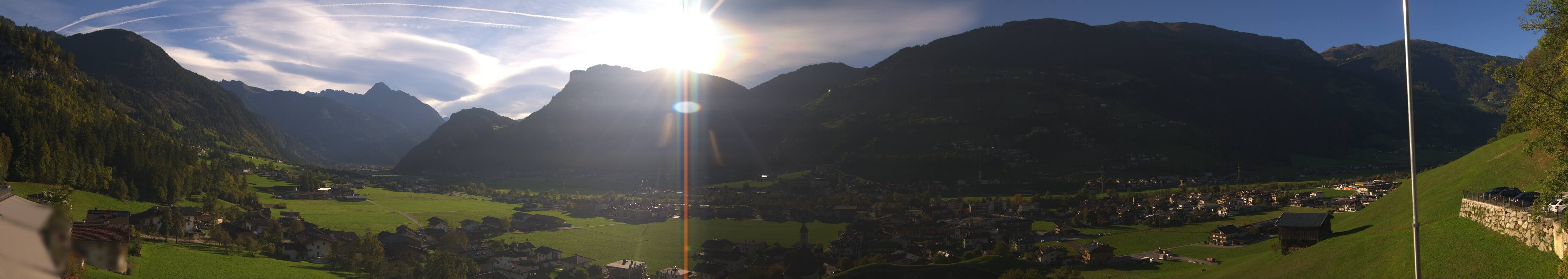 Archiv Foto Webcam Blick von Bichl auf Mayrhofen