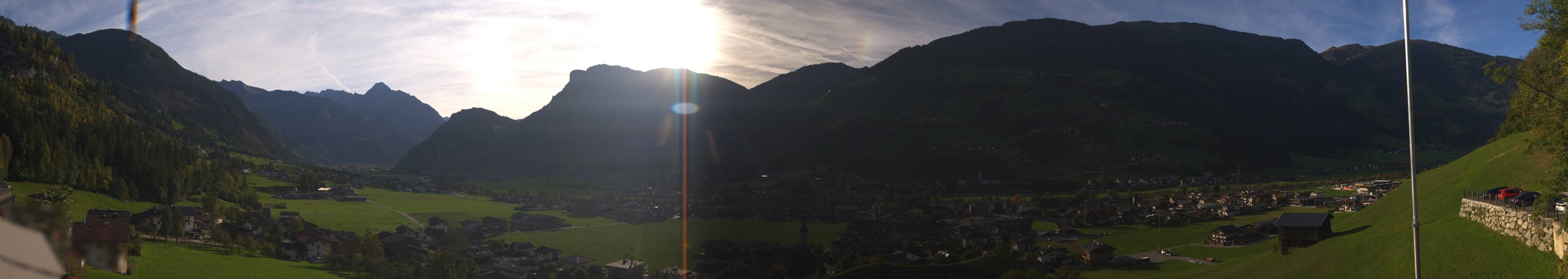 Archiv Foto Webcam Blick von Bichl auf Mayrhofen