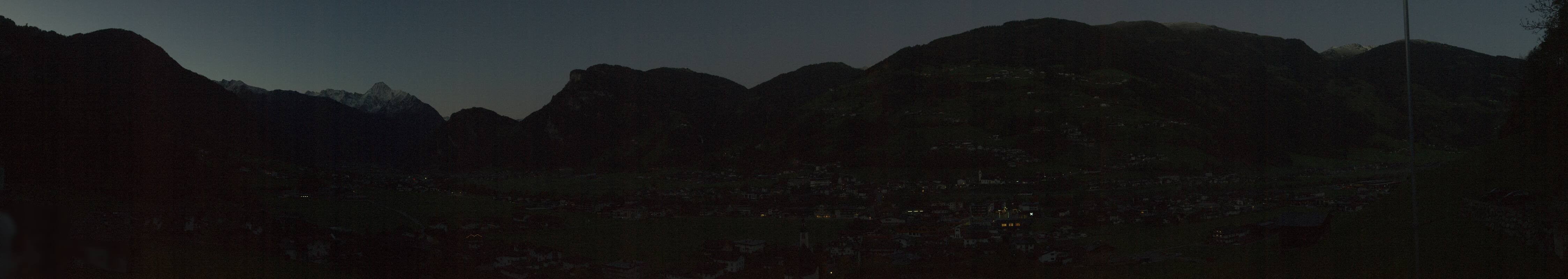 Archiv Foto Webcam Blick von Bichl auf Mayrhofen