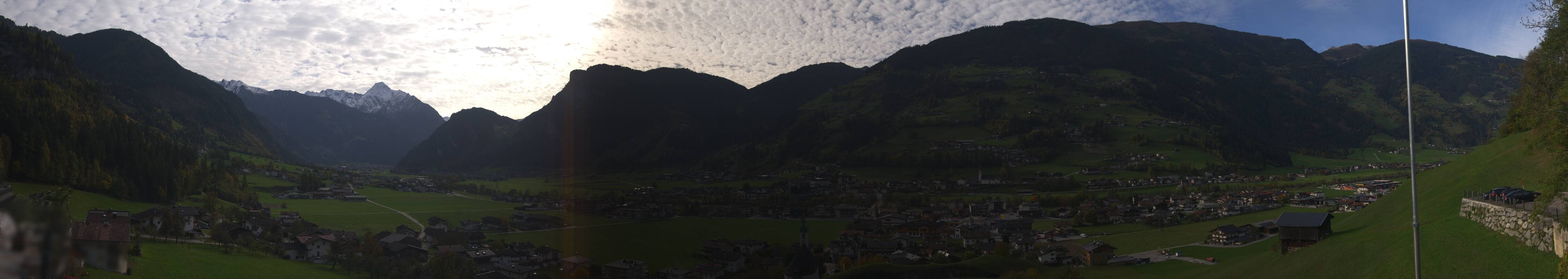 Archiv Foto Webcam Blick von Bichl auf Mayrhofen