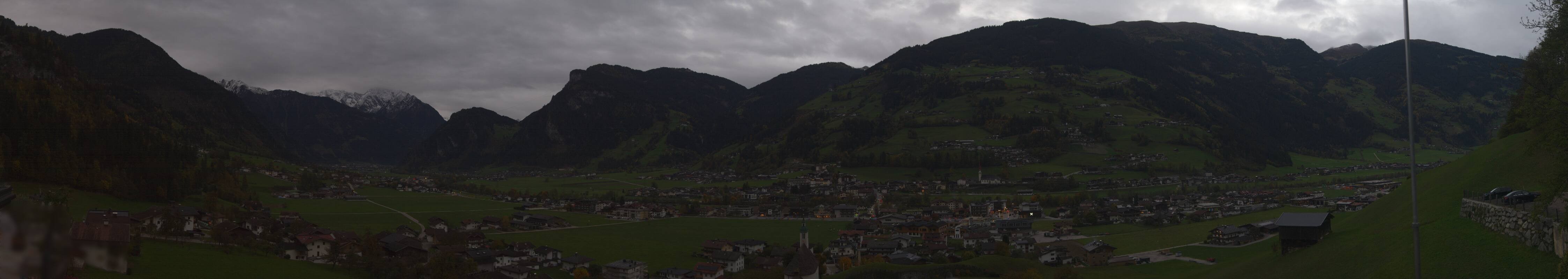 Archiv Foto Webcam Blick von Bichl auf Mayrhofen