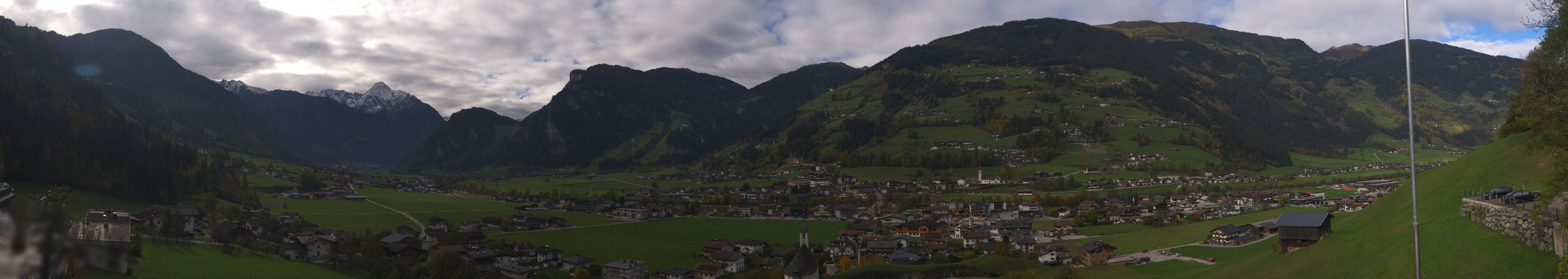 Archiv Foto Webcam Blick von Bichl auf Mayrhofen