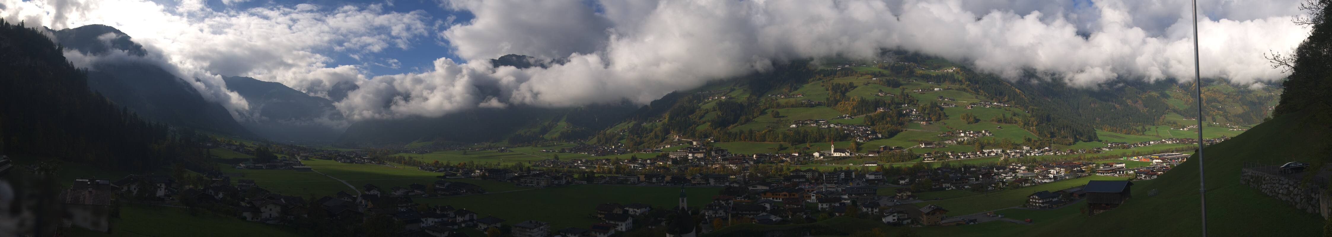 Archiv Foto Webcam Blick von Bichl auf Mayrhofen
