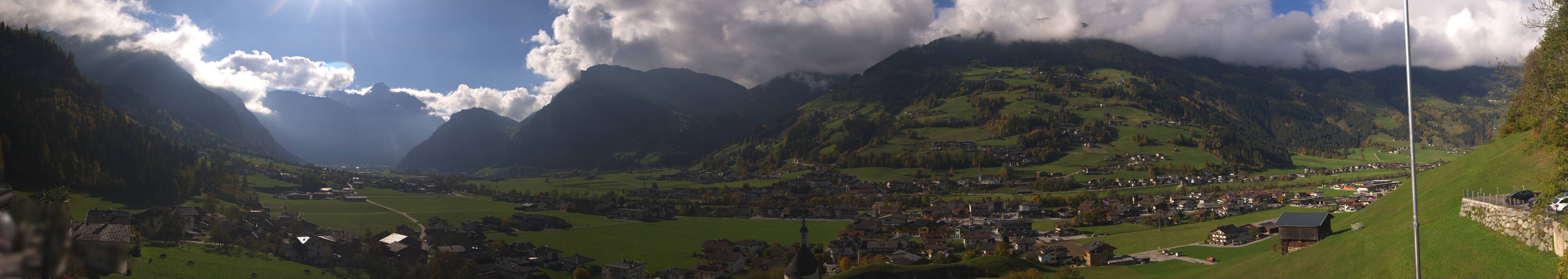 Archiv Foto Webcam Blick von Bichl auf Mayrhofen