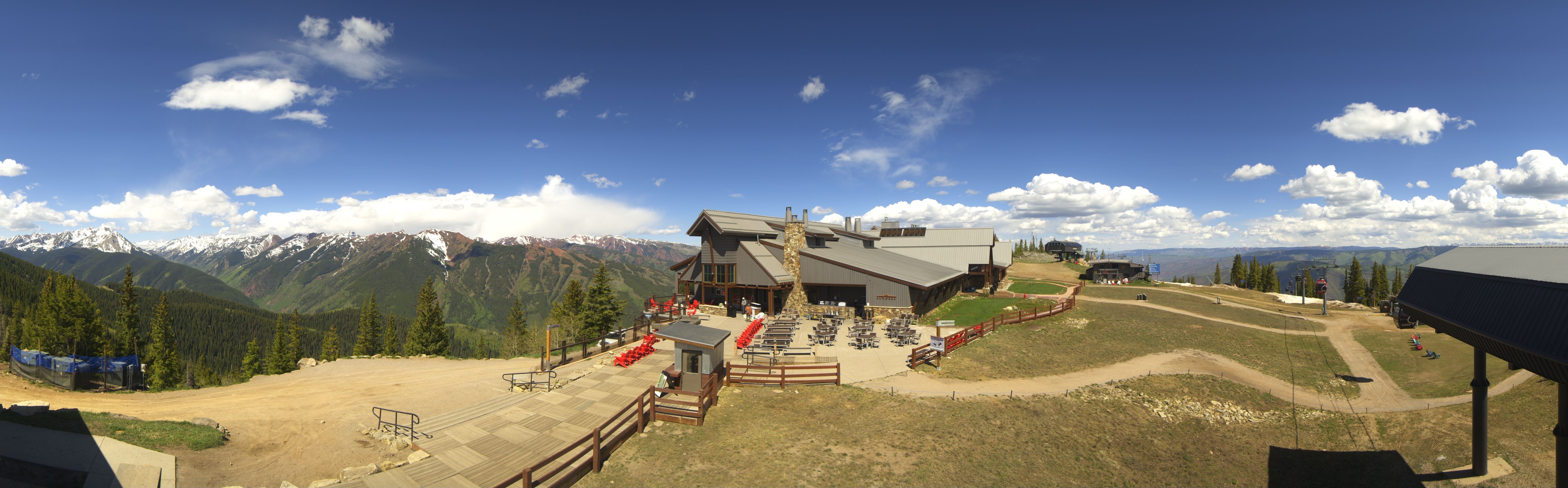 Archived image Webcam Aspen Mountain Bergstation