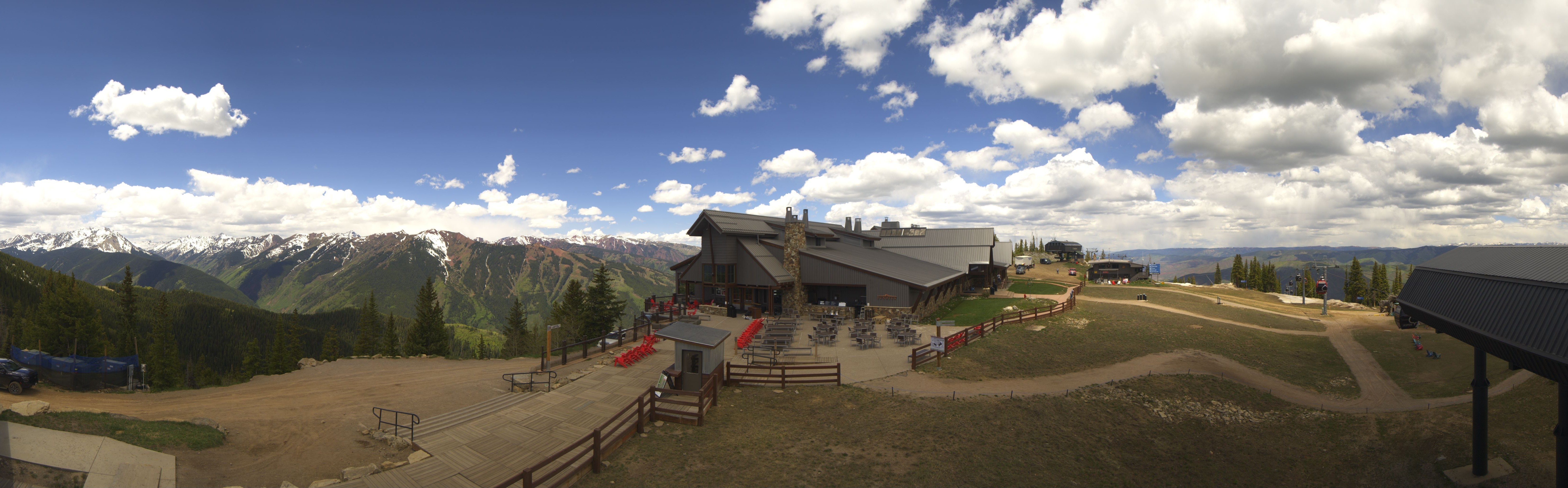 Archived image Webcam Aspen Mountain Bergstation