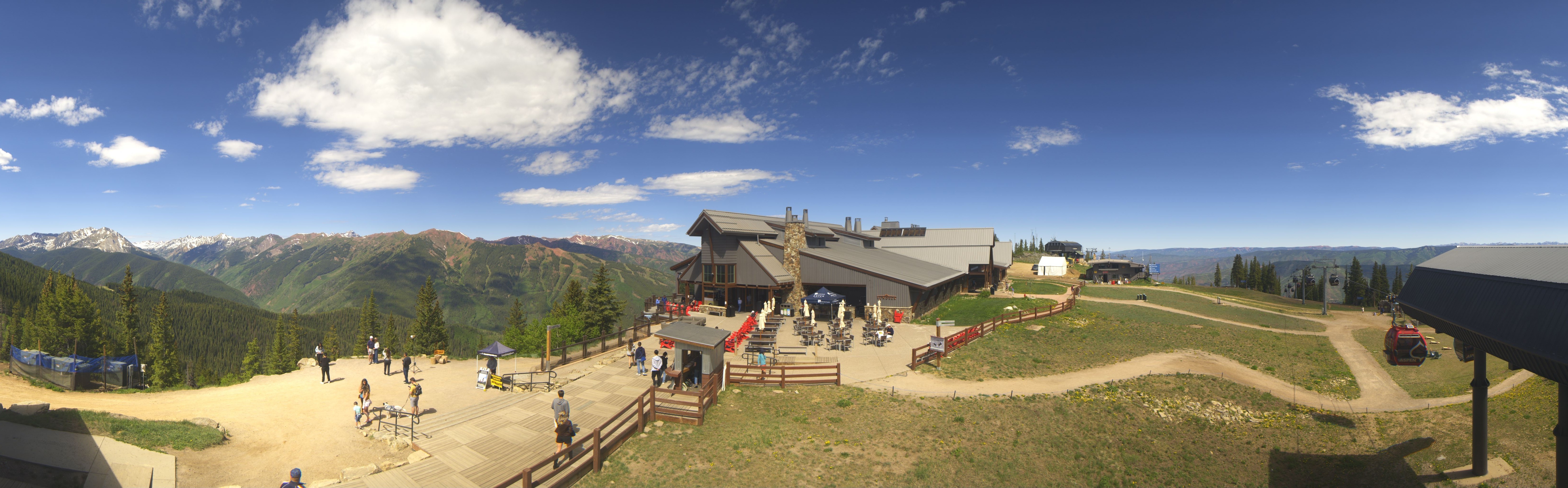 Archived image Webcam Aspen Mountain Bergstation