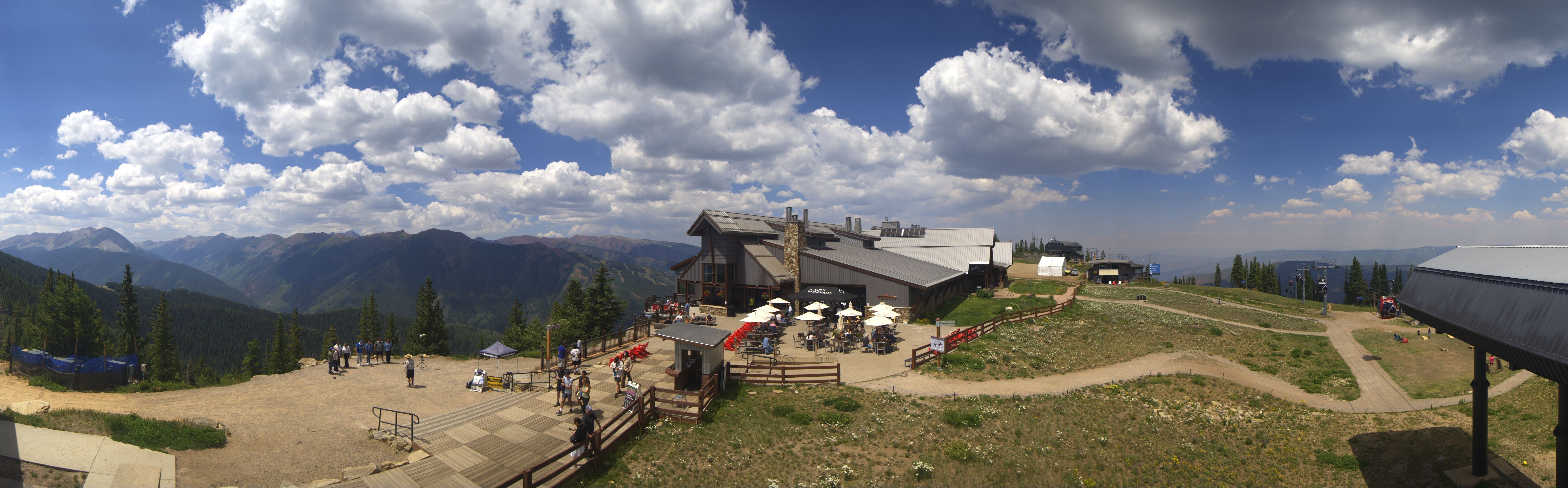 Archived image Webcam Aspen Mountain Bergstation