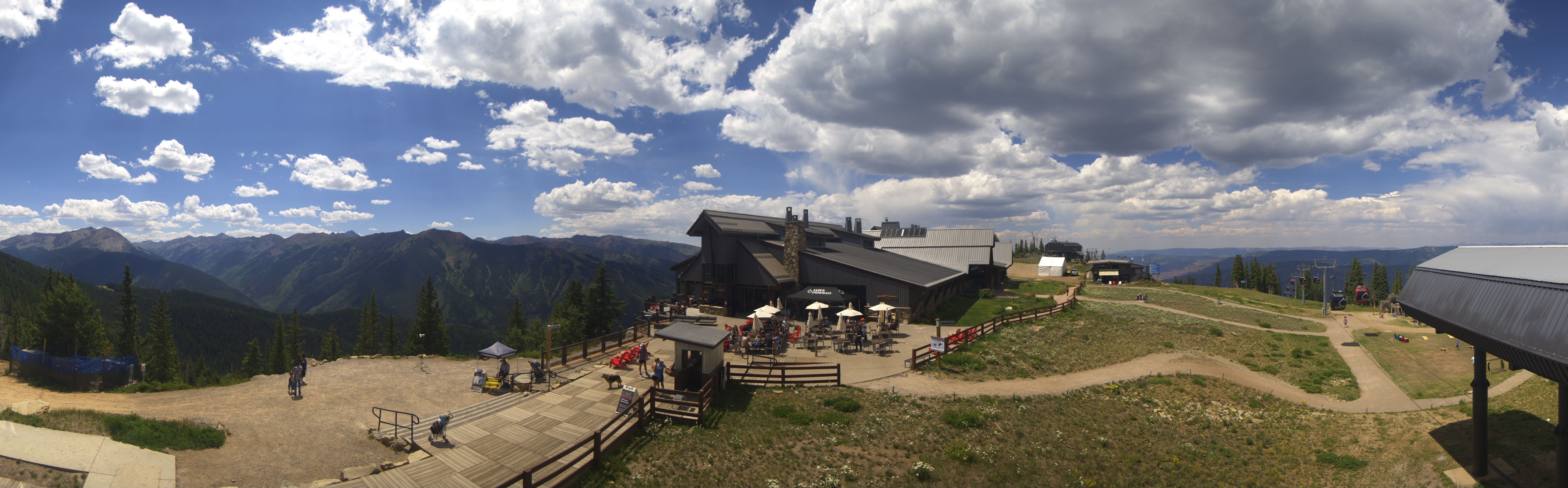 Archived image Webcam Aspen Mountain Bergstation