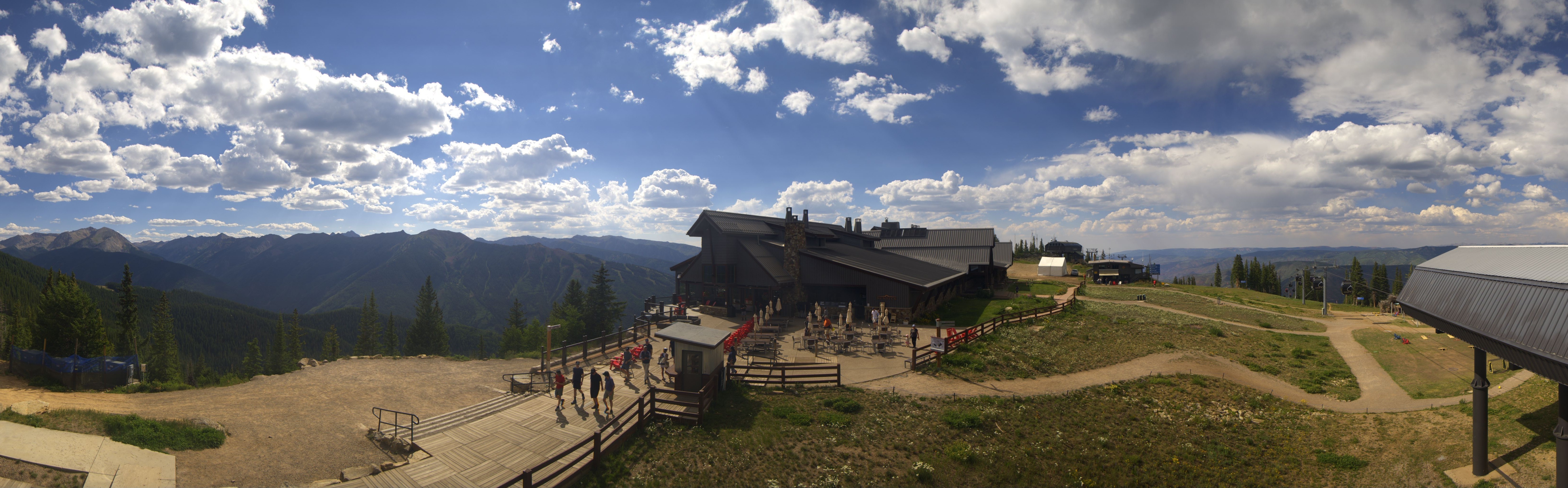 Archived image Webcam Aspen Mountain Bergstation