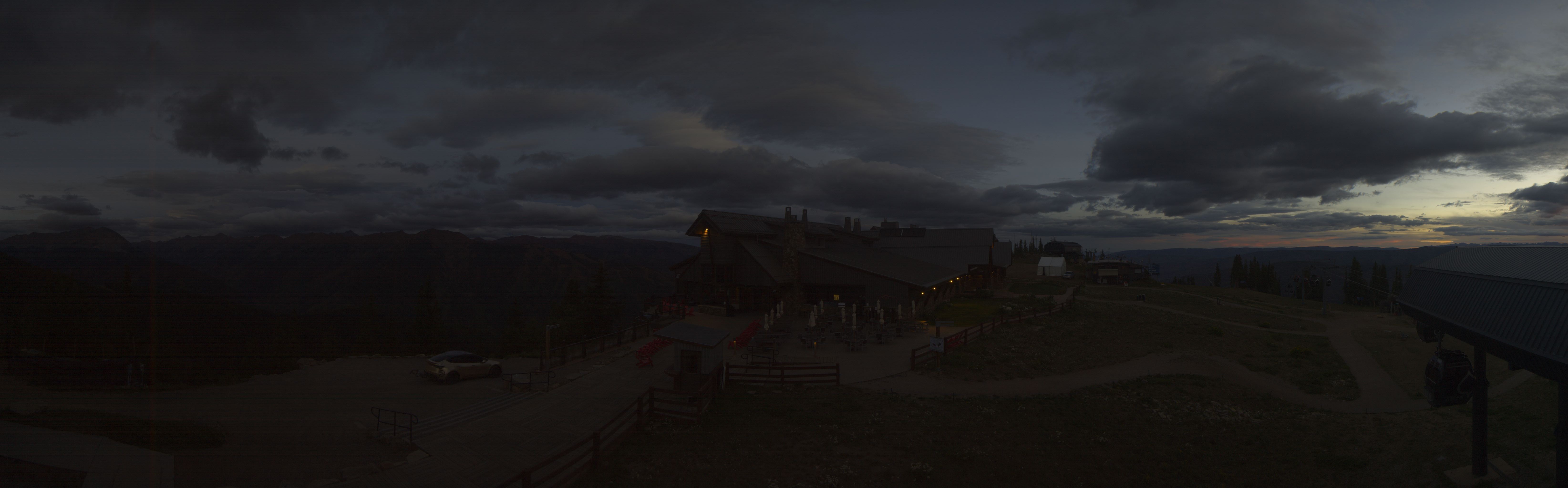 Archived image Webcam Aspen Mountain Bergstation