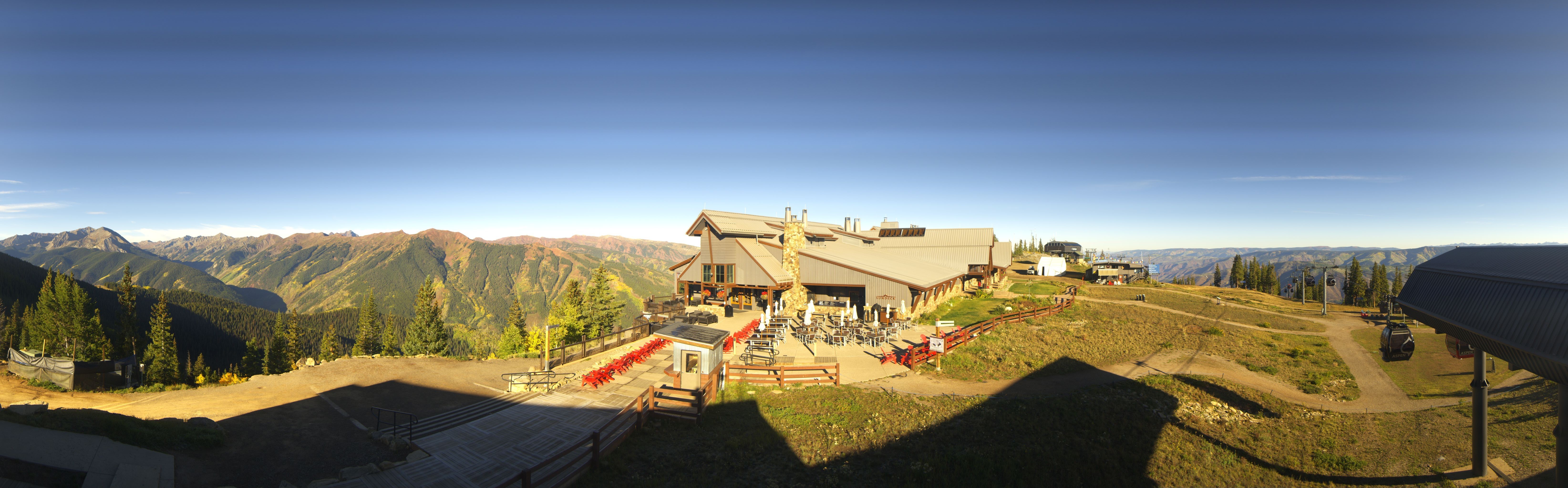 Archived image Webcam Aspen Mountain Bergstation
