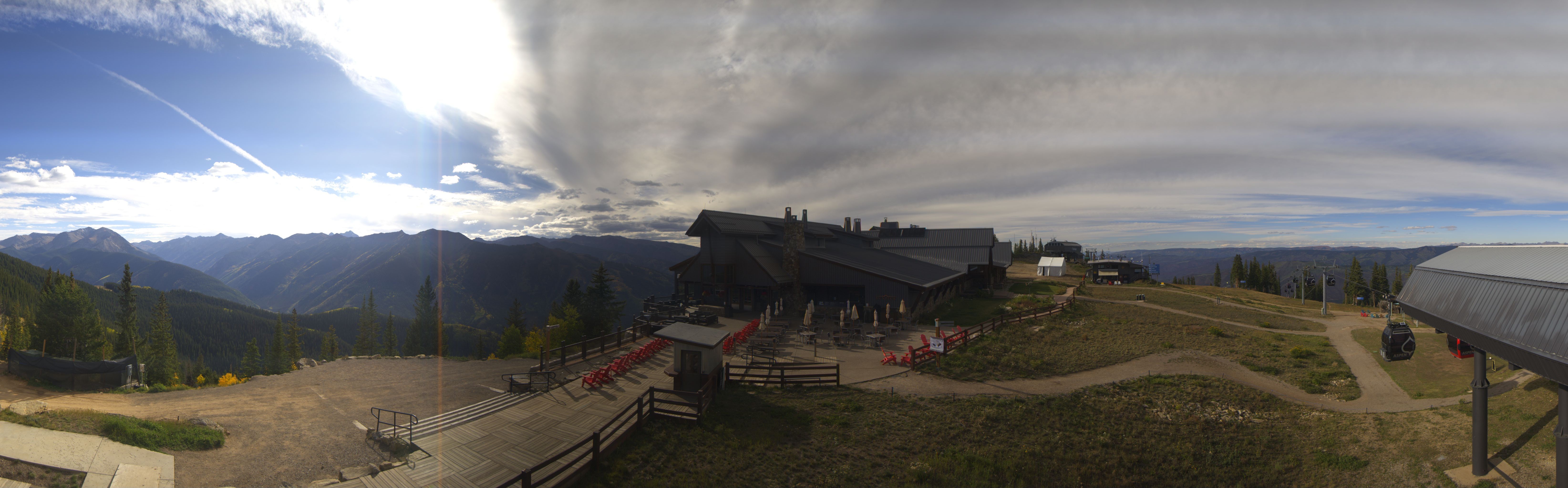 Archived image Webcam Aspen Mountain Bergstation