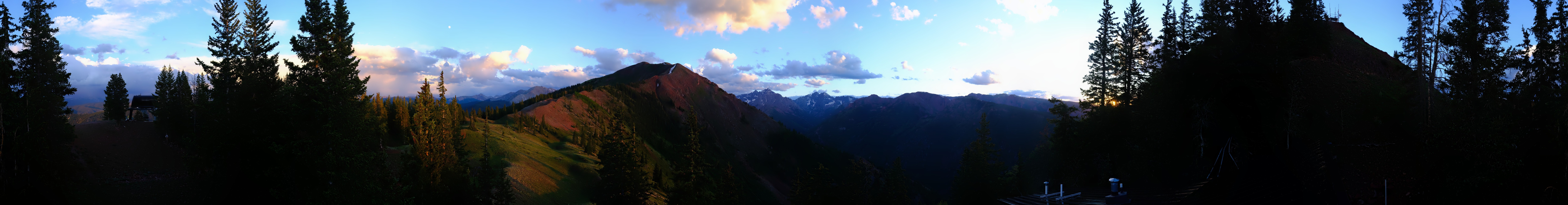 Archiv Foto Webcam The Lodge Peak at Aspen Highland