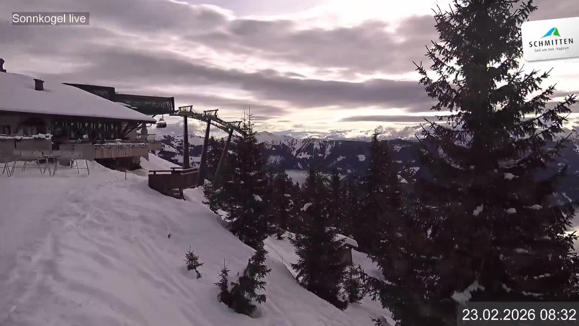 Archiv Foto Webcam Schmitten: Restaurant und Spielplatz Sonnkogel