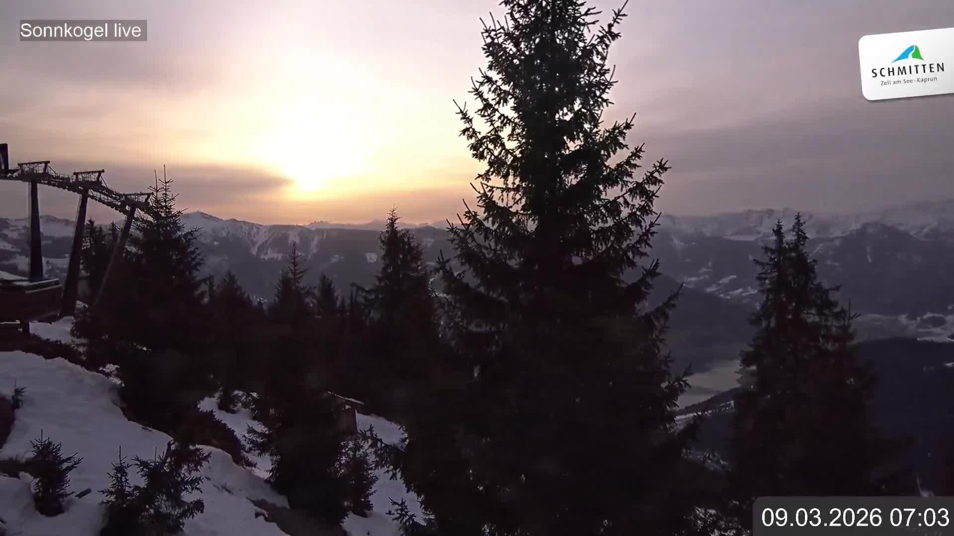 Archiv Foto Webcam Schmitten: Restaurant und Spielplatz Sonnkogel