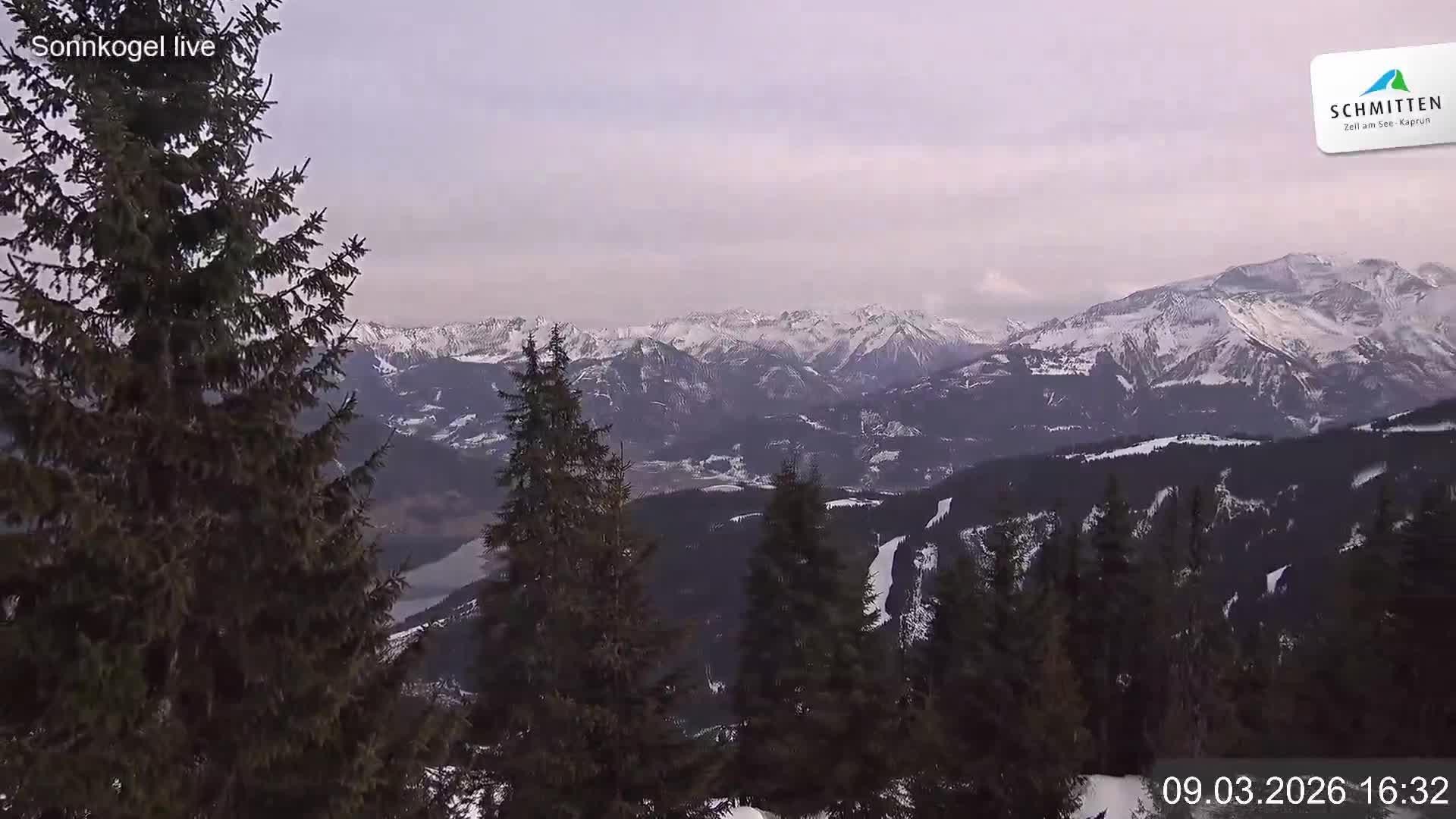 Archiv Foto Webcam Schmitten: Restaurant und Spielplatz Sonnkogel