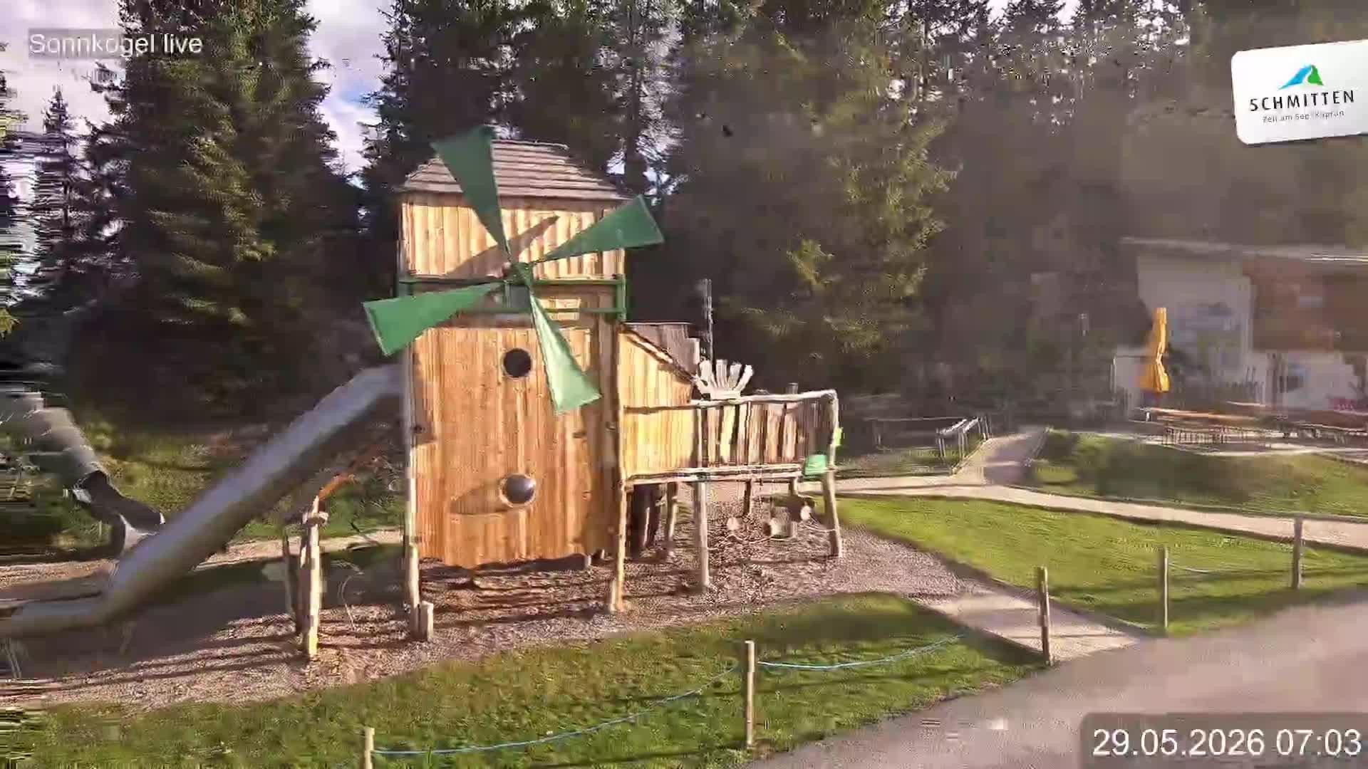 Archiv Foto Webcam Schmitten: Restaurant und Spielplatz Sonnkogel