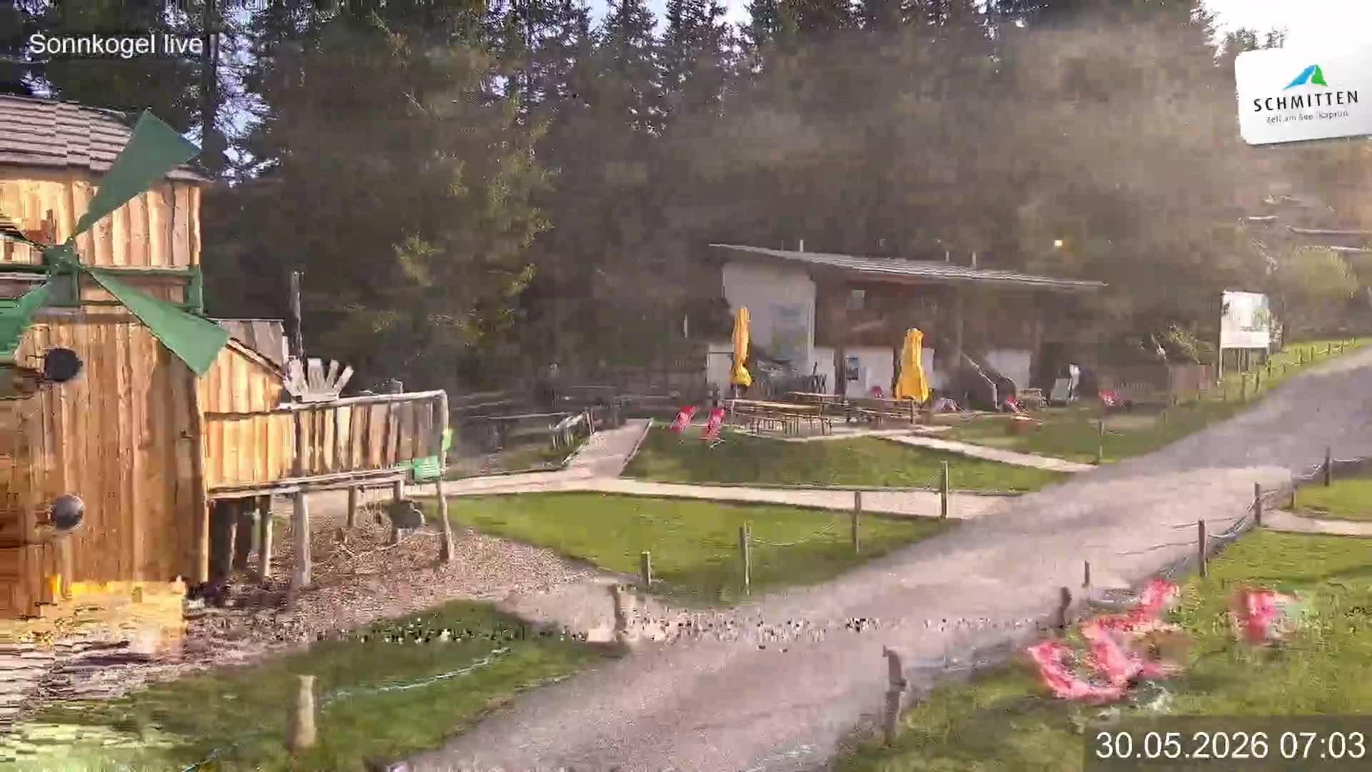 Archiv Foto Webcam Schmitten: Restaurant und Spielplatz Sonnkogel