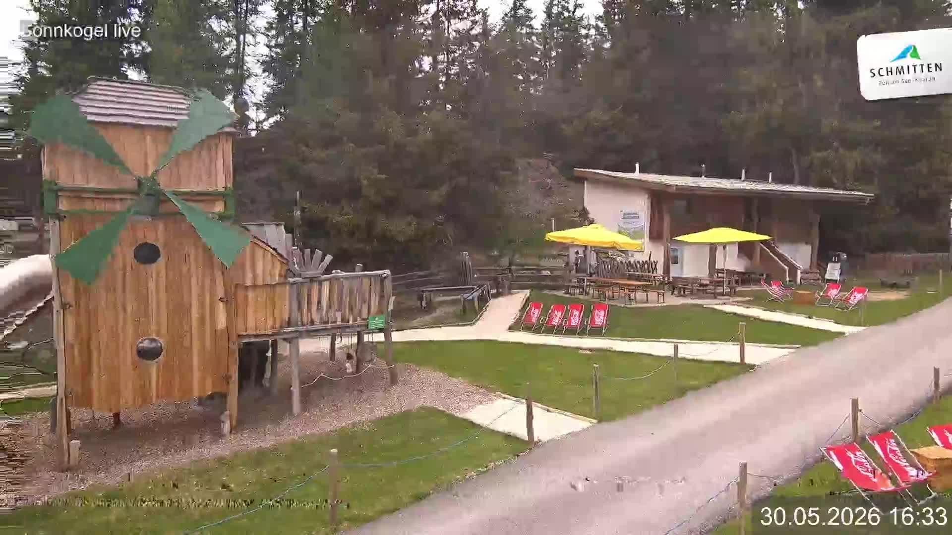 Archiv Foto Webcam Schmitten: Restaurant und Spielplatz Sonnkogel
