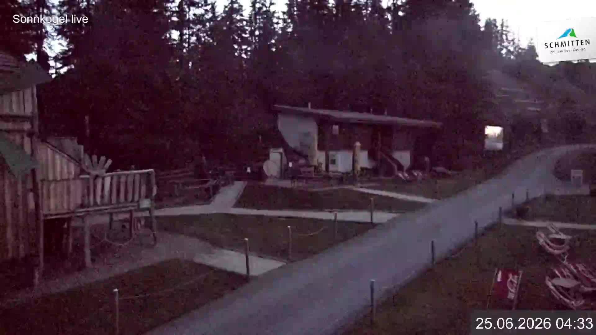 Archiv Foto Webcam Schmitten: Restaurant und Spielplatz Sonnkogel