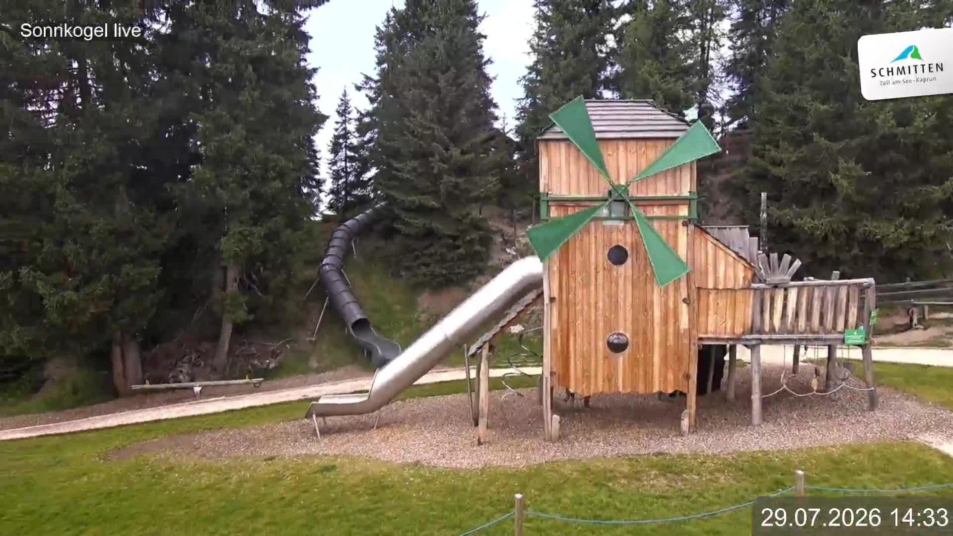 Archiv Foto Webcam Schmitten: Restaurant und Spielplatz Sonnkogel