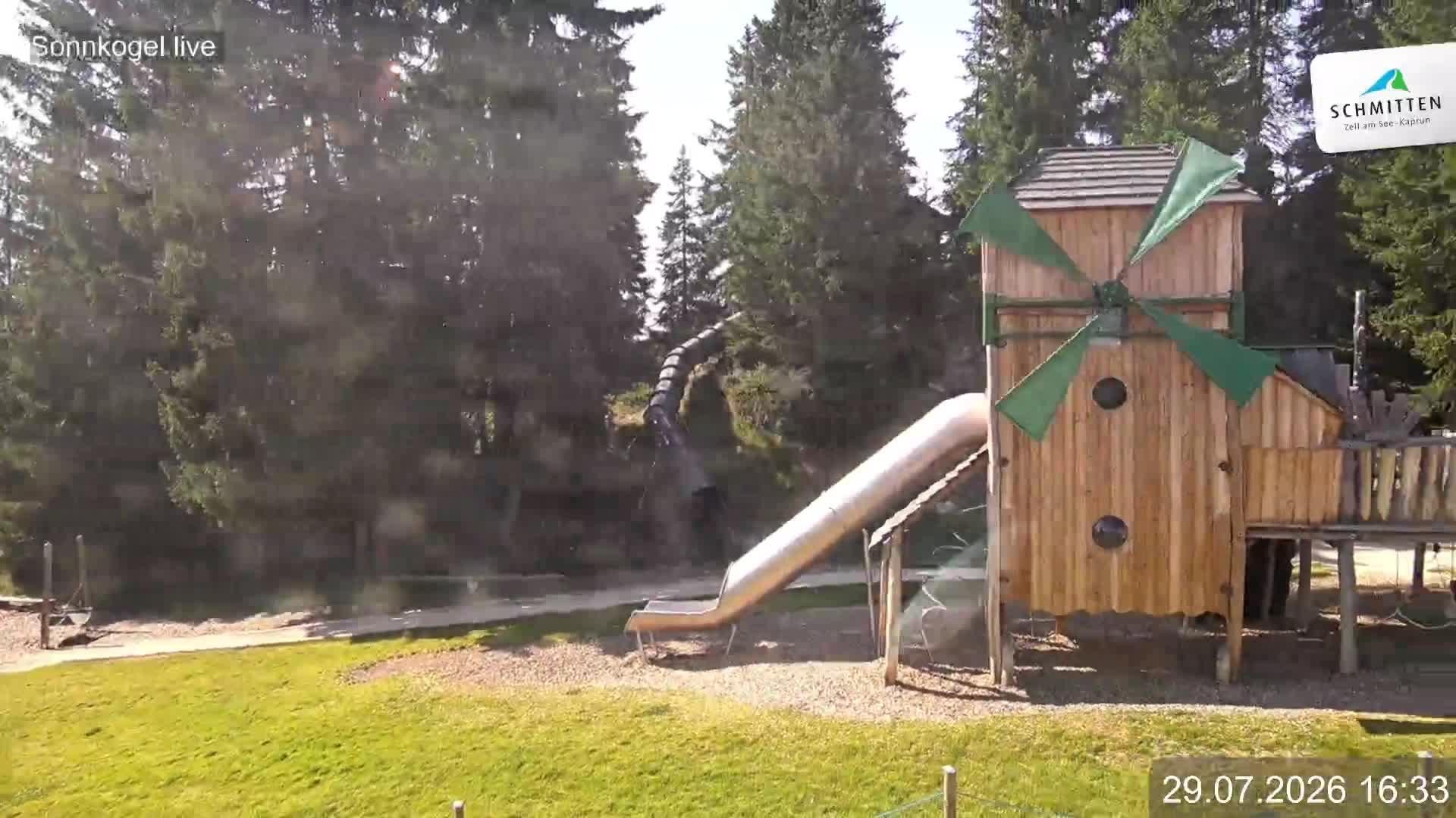 Archiv Foto Webcam Schmitten: Restaurant und Spielplatz Sonnkogel