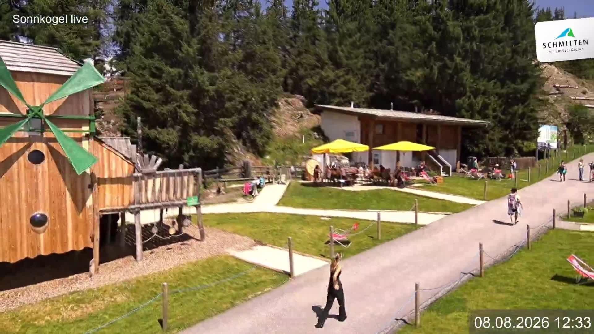 Archiv Foto Webcam Schmitten: Restaurant und Spielplatz Sonnkogel