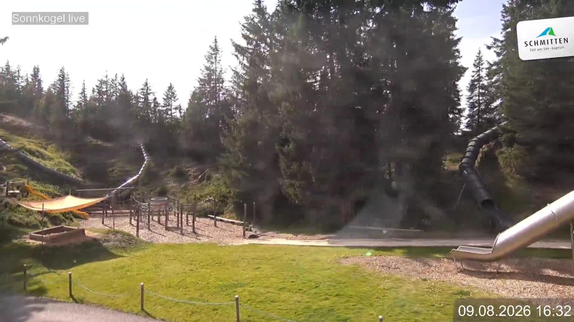 Archiv Foto Webcam Schmitten: Restaurant und Spielplatz Sonnkogel