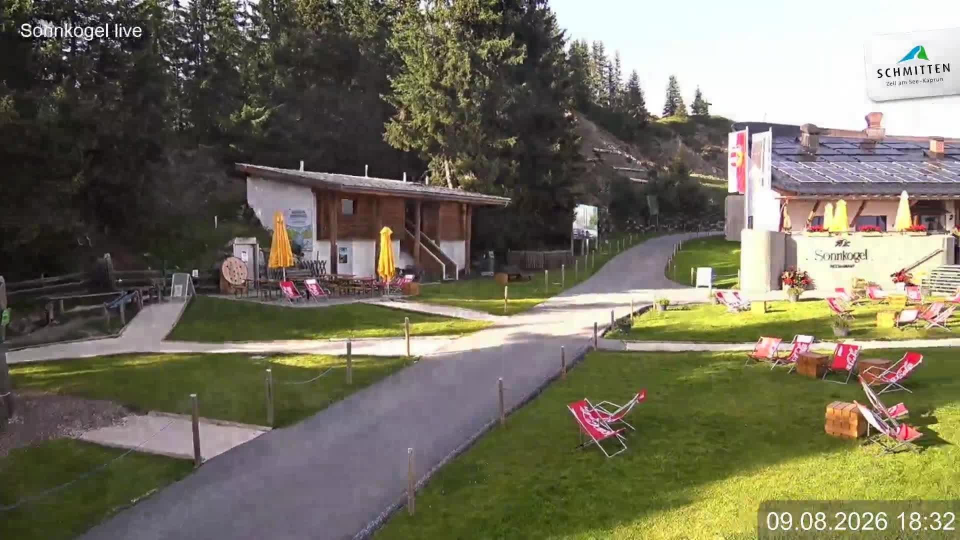 Archiv Foto Webcam Schmitten: Restaurant und Spielplatz Sonnkogel