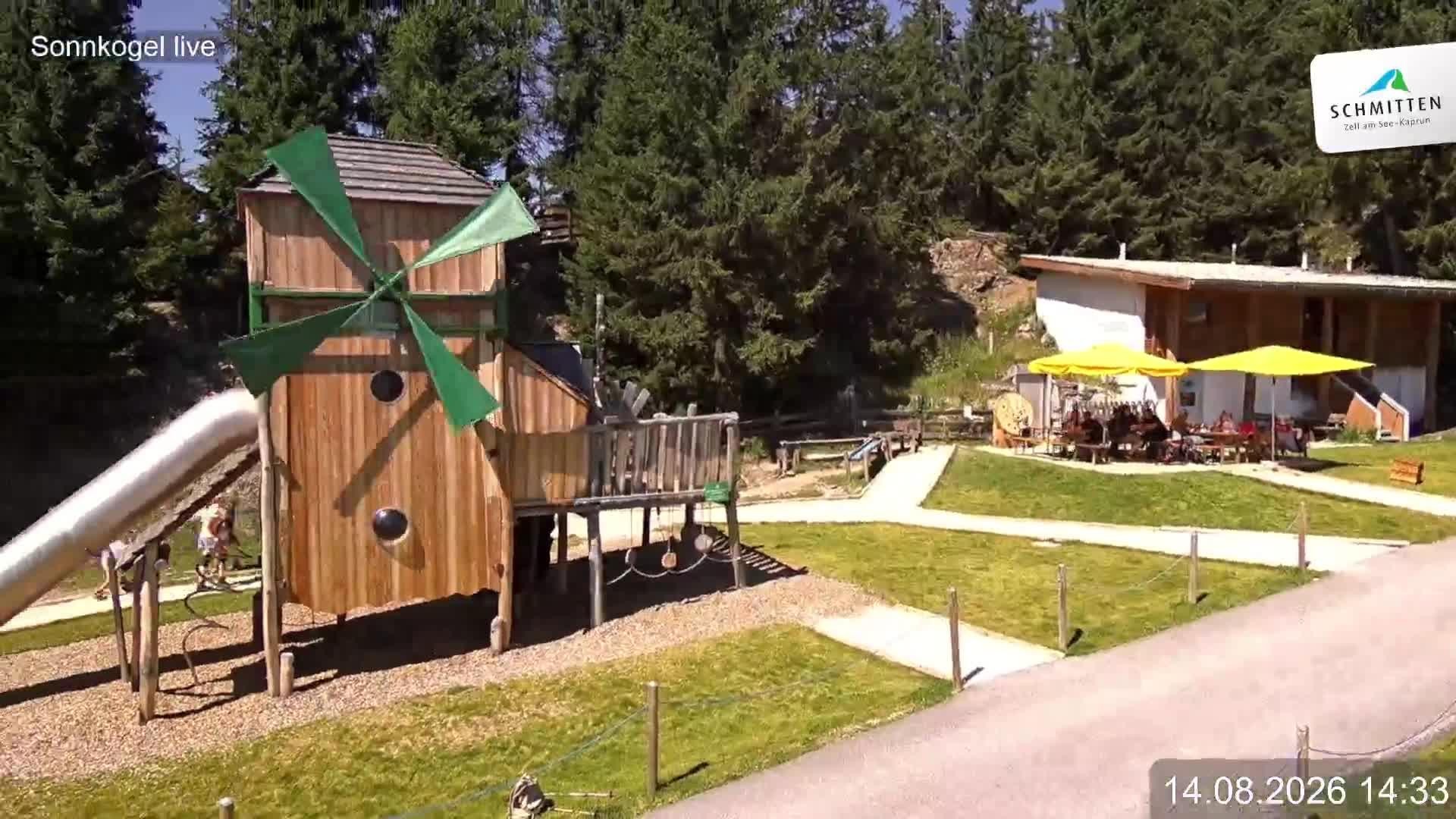 Archiv Foto Webcam Schmitten: Restaurant und Spielplatz Sonnkogel