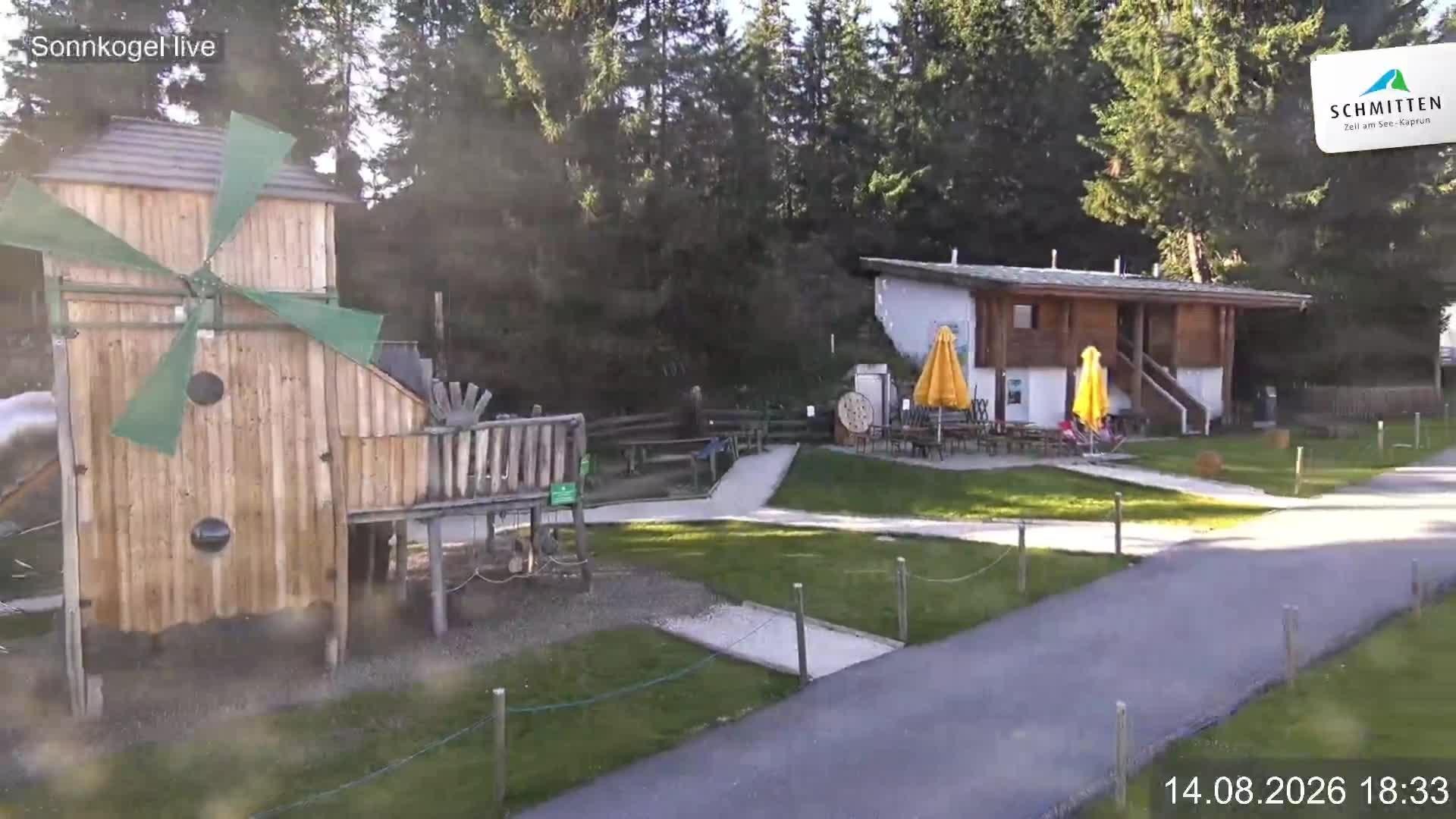 Archiv Foto Webcam Schmitten: Restaurant und Spielplatz Sonnkogel