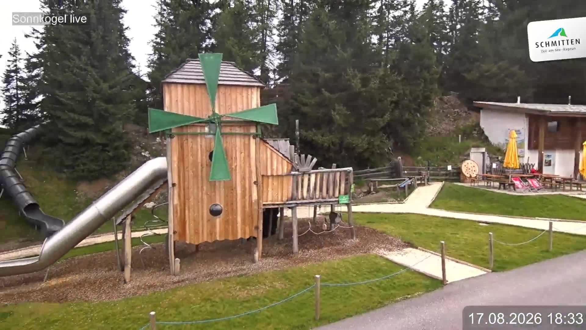 Archiv Foto Webcam Schmitten: Restaurant und Spielplatz Sonnkogel