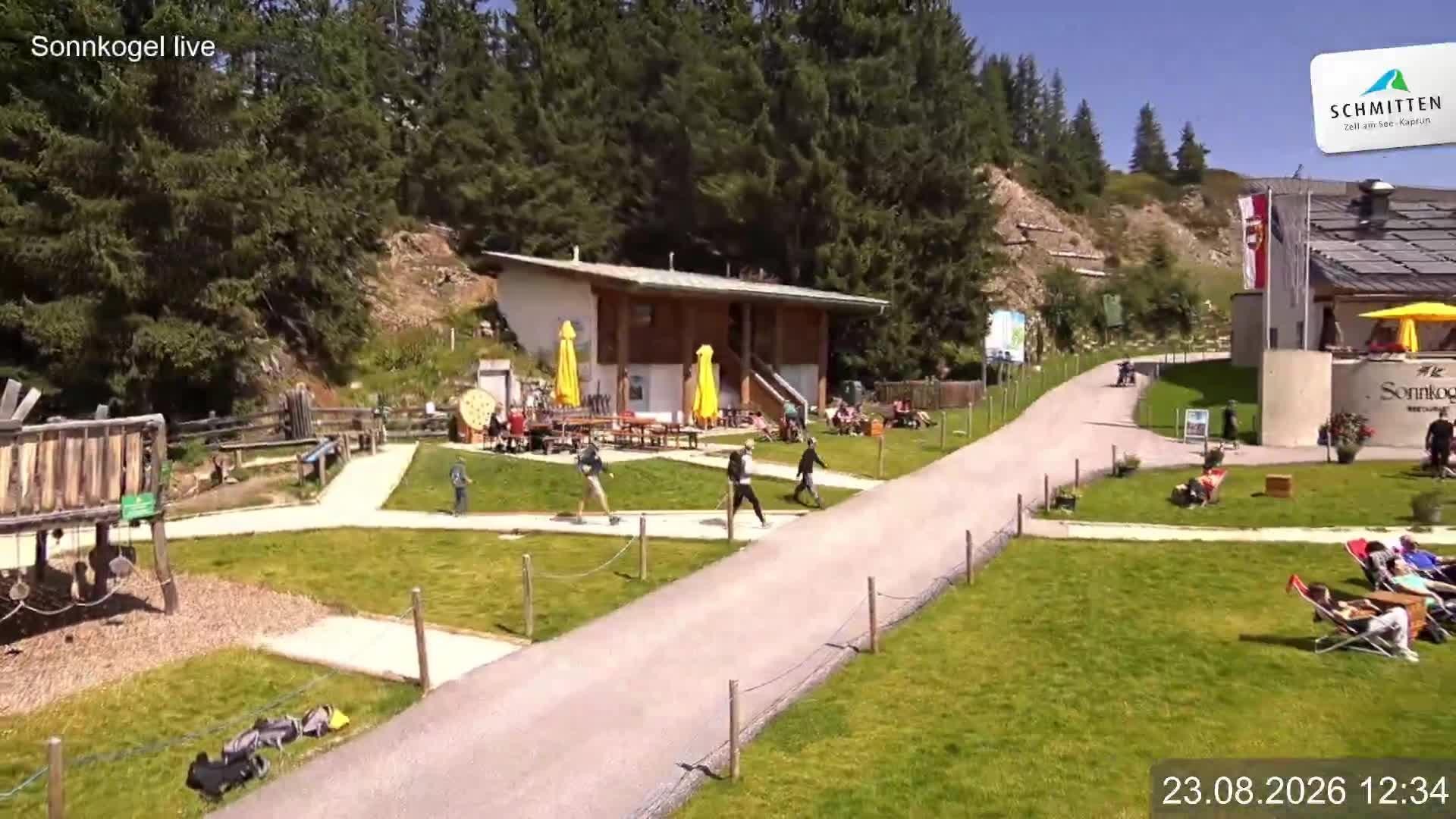 Archiv Foto Webcam Schmitten: Restaurant und Spielplatz Sonnkogel