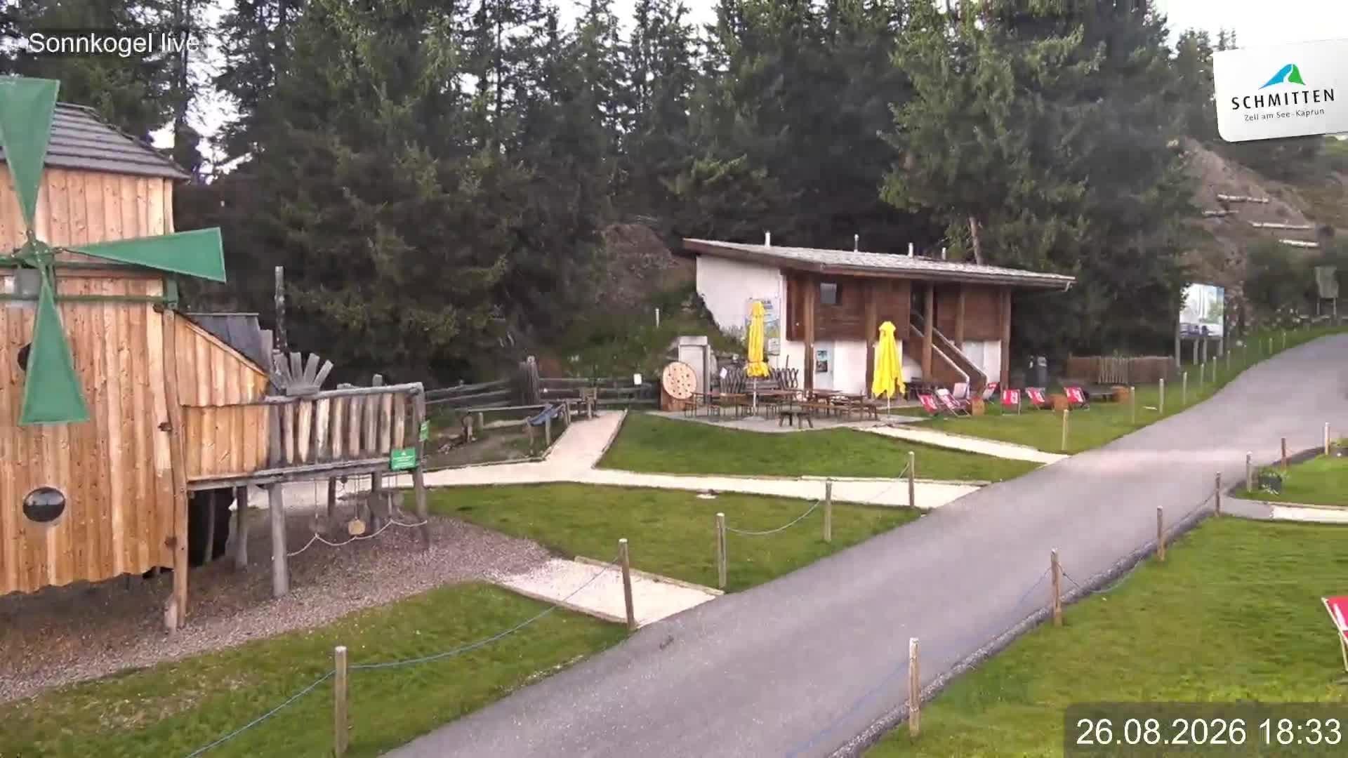 Archiv Foto Webcam Schmitten: Restaurant und Spielplatz Sonnkogel