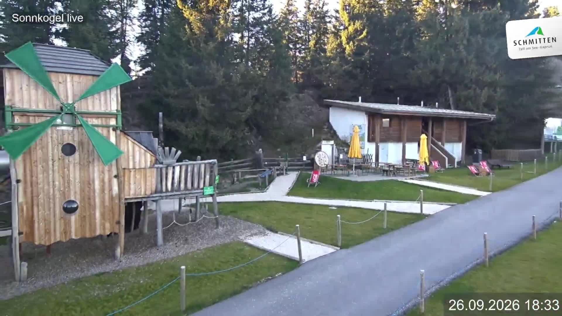Archiv Foto Webcam Schmitten: Restaurant und Spielplatz Sonnkogel