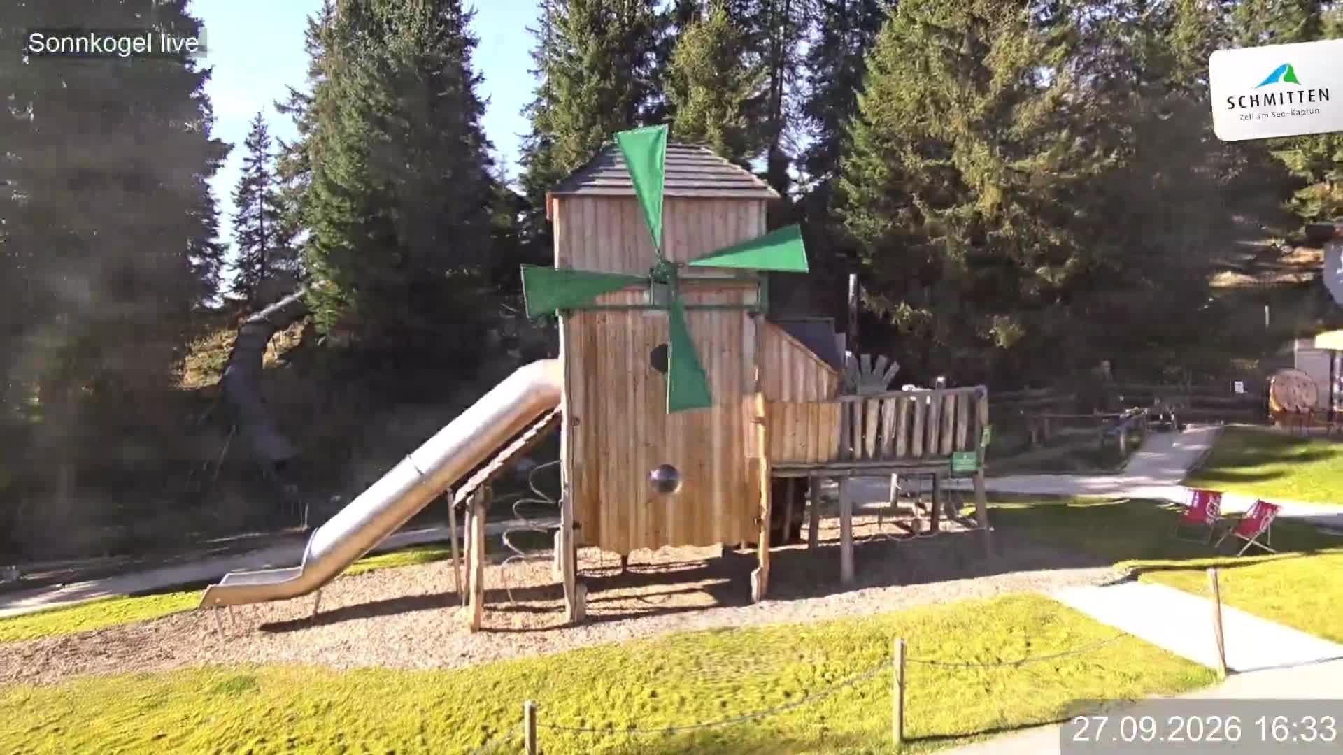 Archiv Foto Webcam Schmitten: Restaurant und Spielplatz Sonnkogel