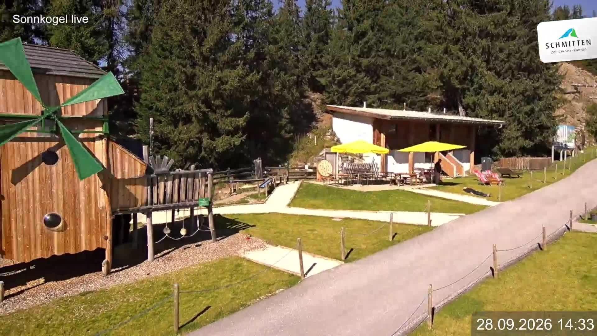 Archiv Foto Webcam Schmitten: Restaurant und Spielplatz Sonnkogel