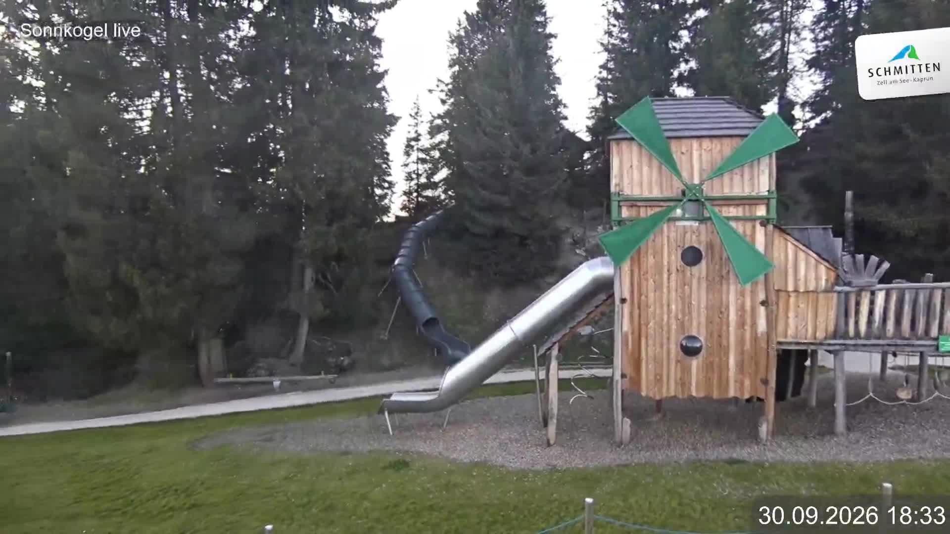 Archiv Foto Webcam Schmitten: Restaurant und Spielplatz Sonnkogel