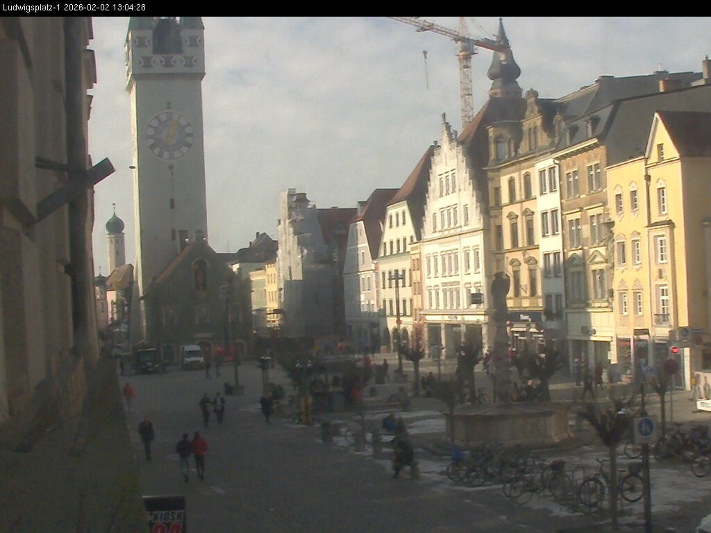 Archiv Foto Webcam Straubing: Blick auf den Stadtturm und Ludwigsplatz