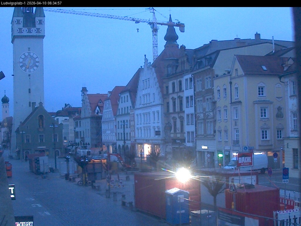 Archiv Foto Webcam Straubing: Blick auf den Stadtturm und Ludwigsplatz