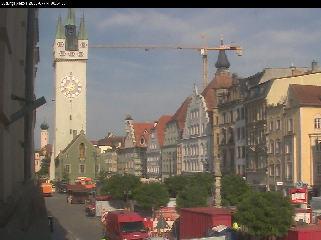 Archiv Foto Webcam Straubing: Blick auf den Stadtturm und Ludwigsplatz